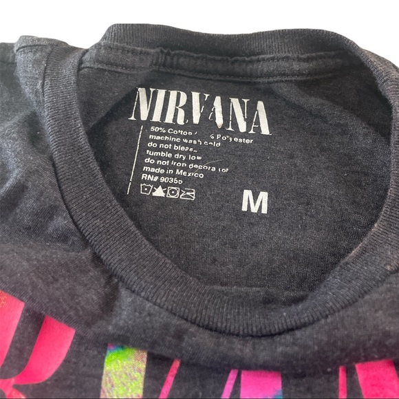 Nirvana soft tee- Size M - Picture 2 of 5